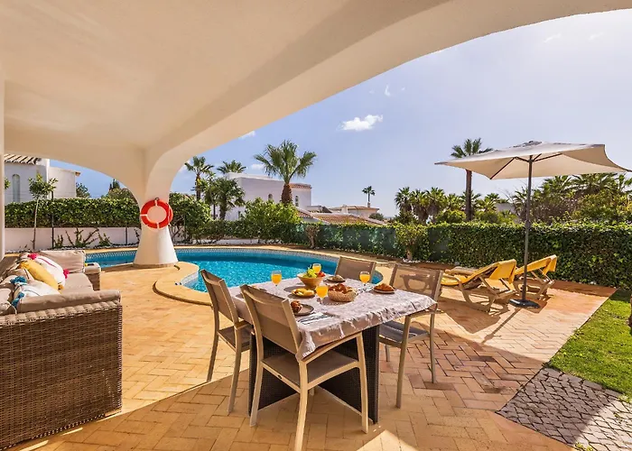 Coral By Ocvillas אלבופיירה